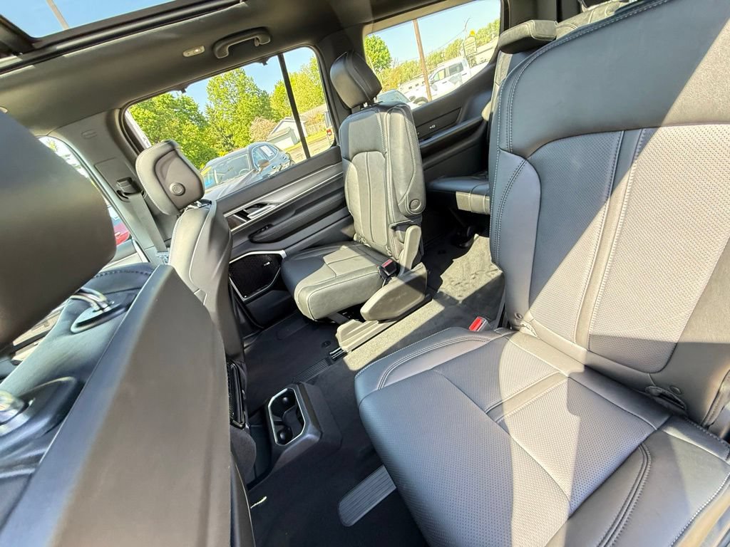 New 2026 Jeep Grand Wagoneer Limited AWD/4WD image 25