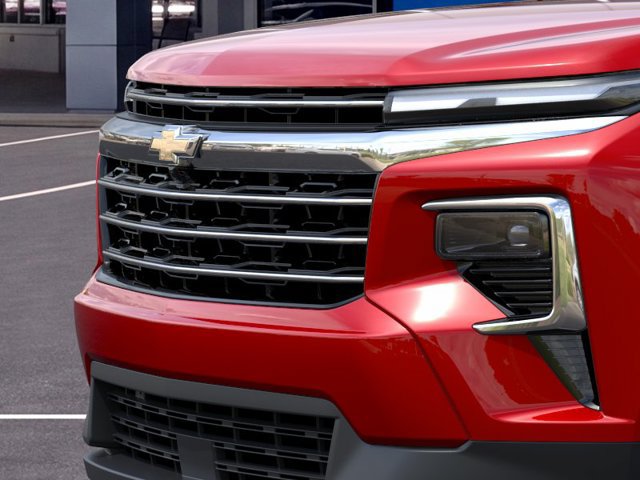 New 2027 Chevrolet Traverse LT w/ Sun and Wheel Package FWD image 13