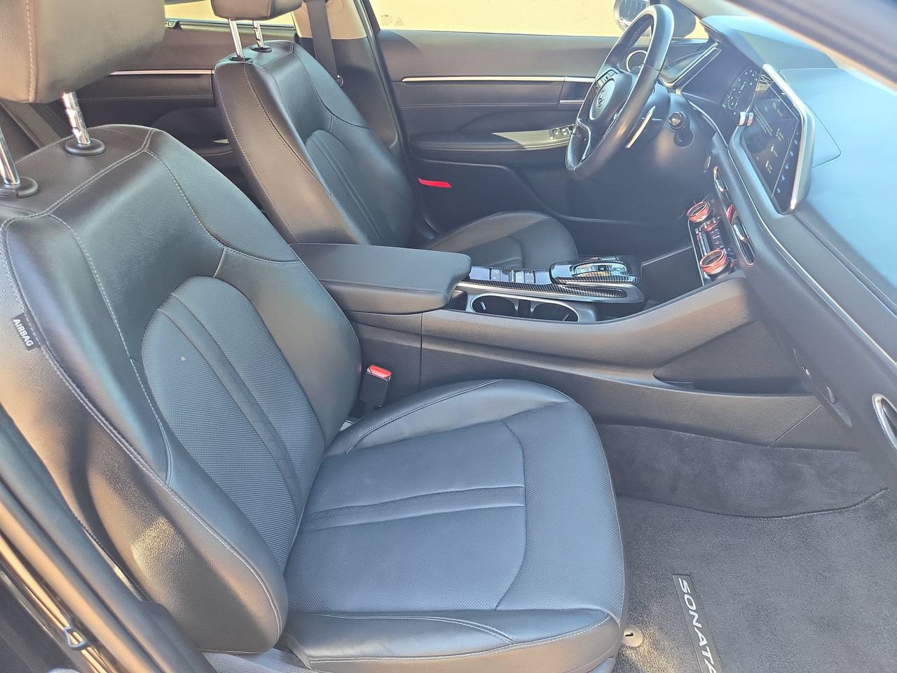 Used 2022 Hyundai Sonata Limited FWD image 10
