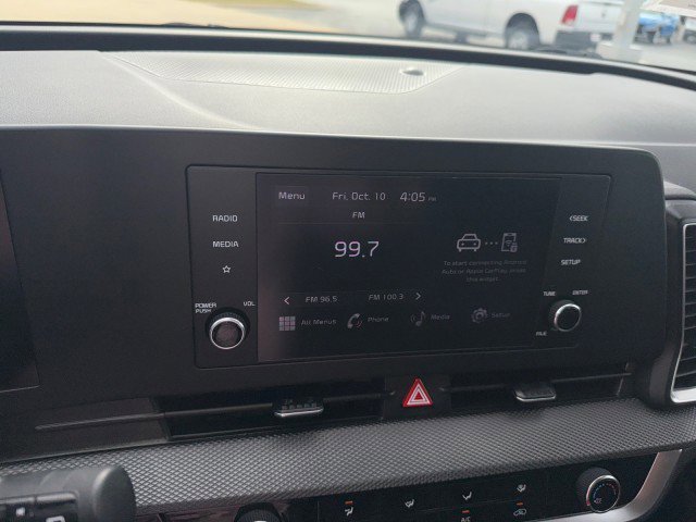 Used 2024 Kia Sportage LX image 15