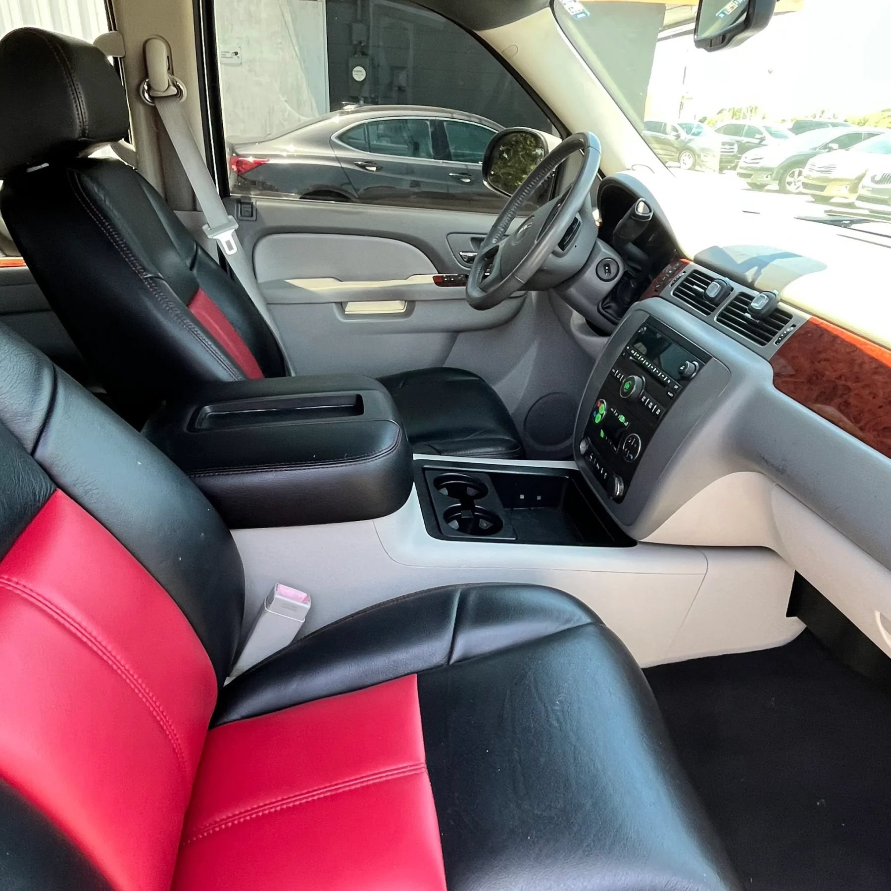Used 2014 GMC Yukon XL SLT RWD image 13