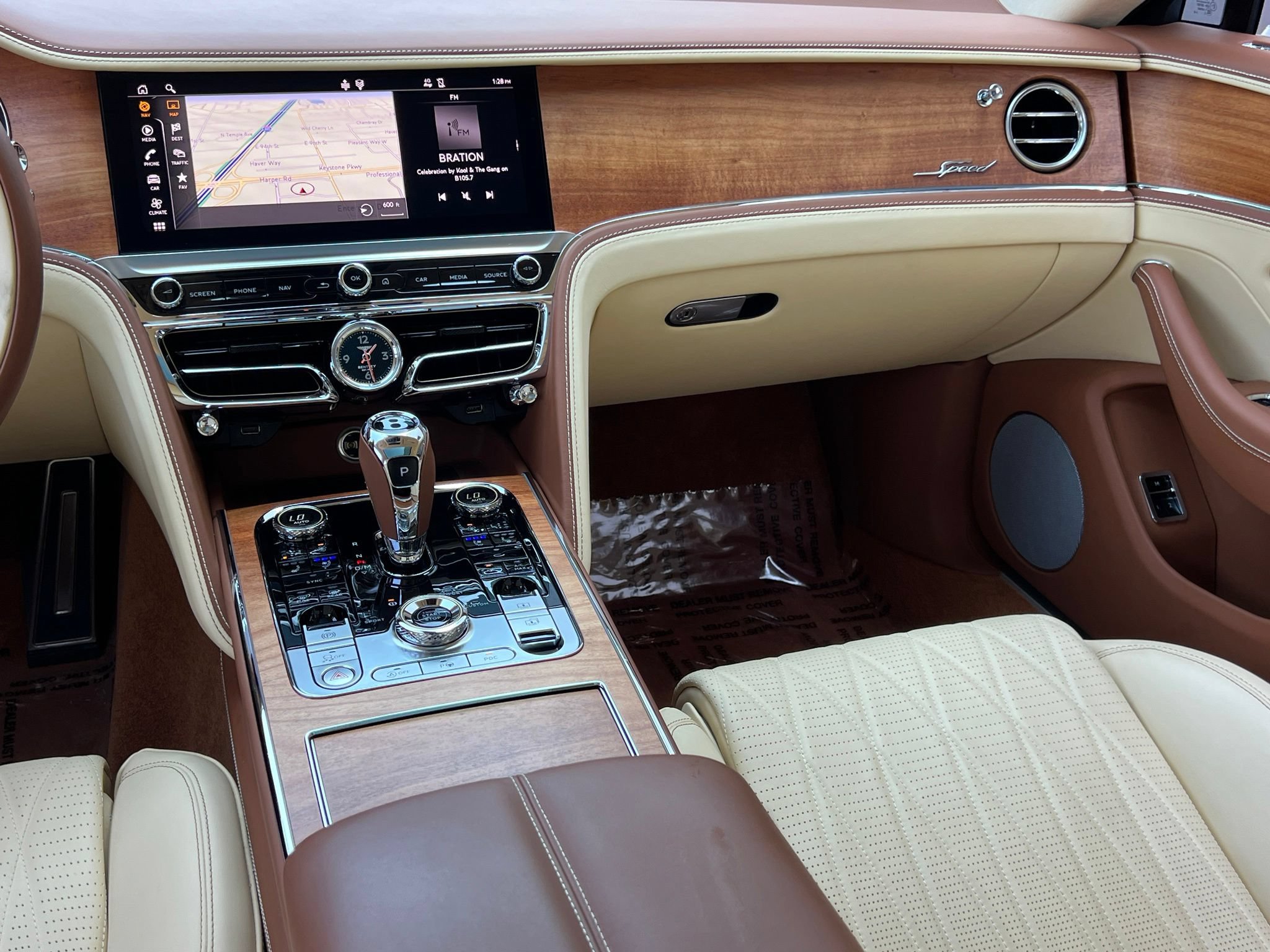 Used 2023 Bentley Flying Spur W12 AWD/4WD image 30