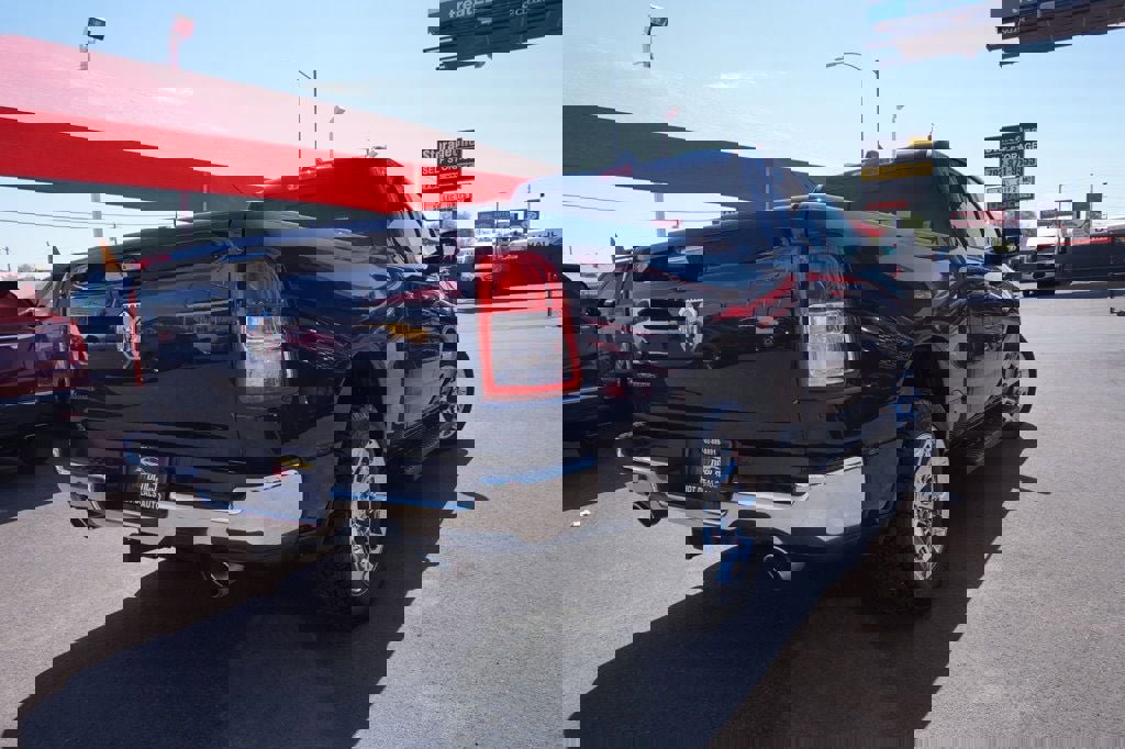 Used 2019 RAM 1500 Big Horn image 3