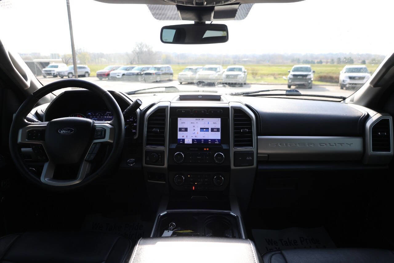 Used 2020 Ford F350 Lariat AWD/4WD image 14