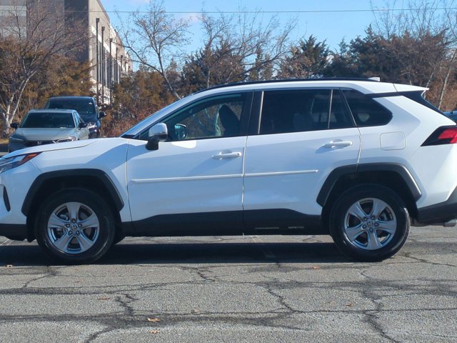 Used 2024 Toyota RAV4 XLE image 9