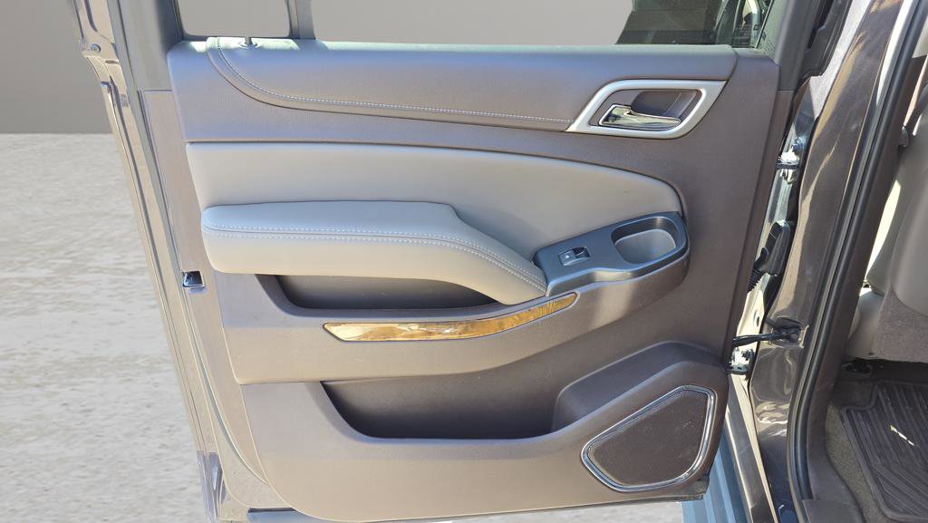 Used 2016 GMC Yukon XL Denali w/ Open Road Package image 13