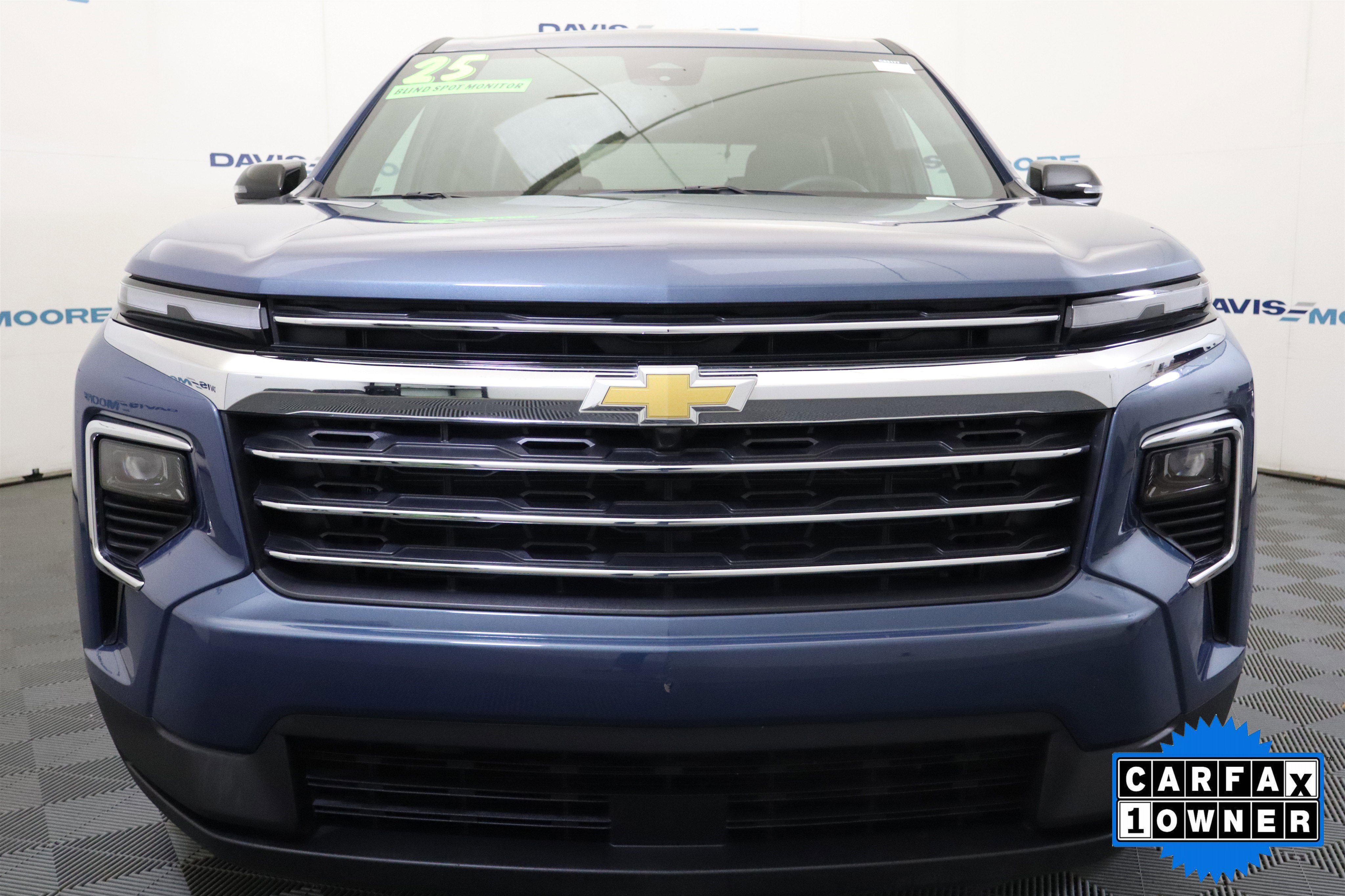 Used 2025 Chevrolet Traverse LT image 13