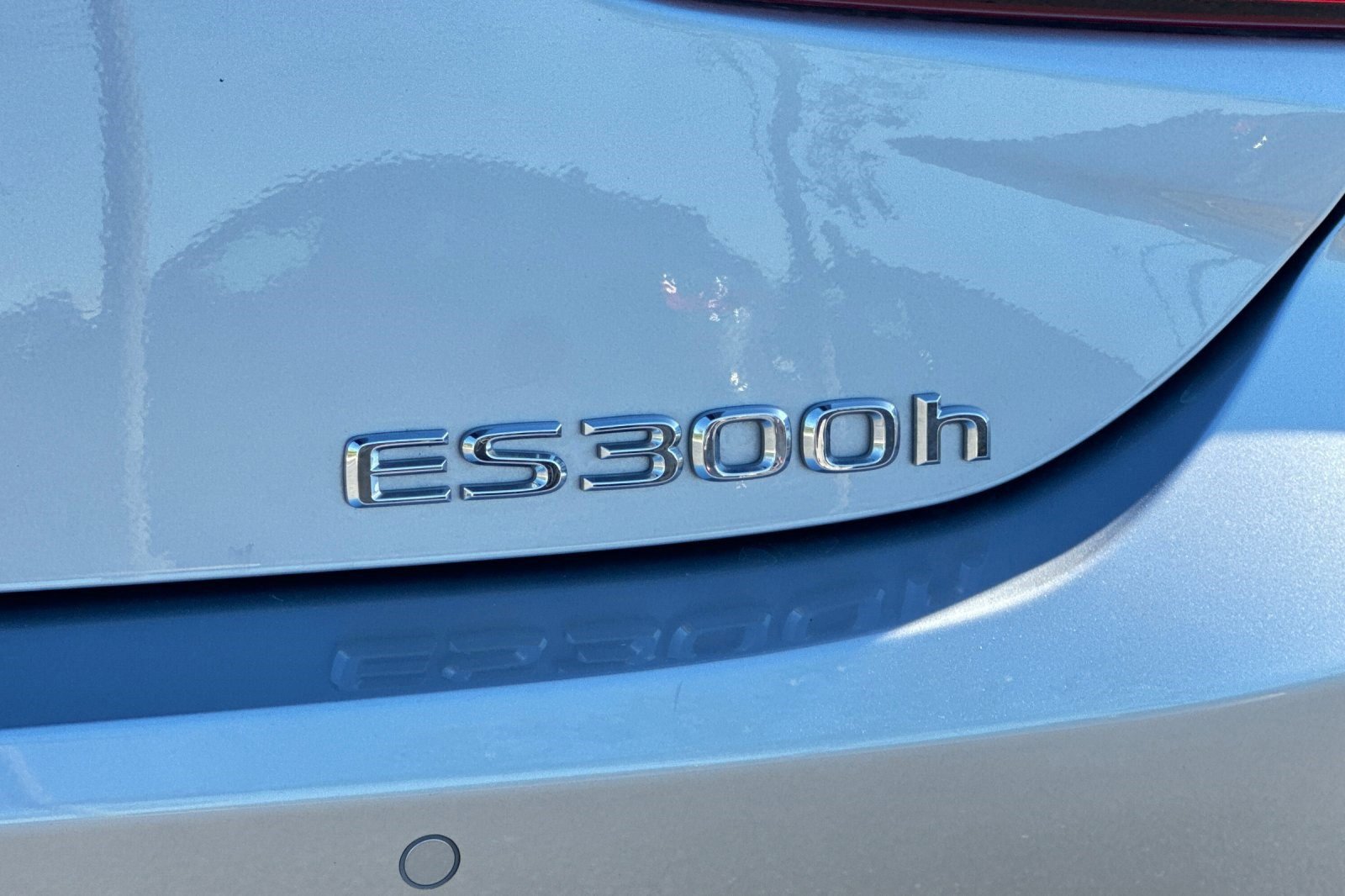 Certified 2025 Lexus ES 300h w/ Luxury Package image 23