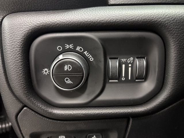 Used 2026 RAM 1500 Laramie w/ Night Edition AWD/4WD image 16