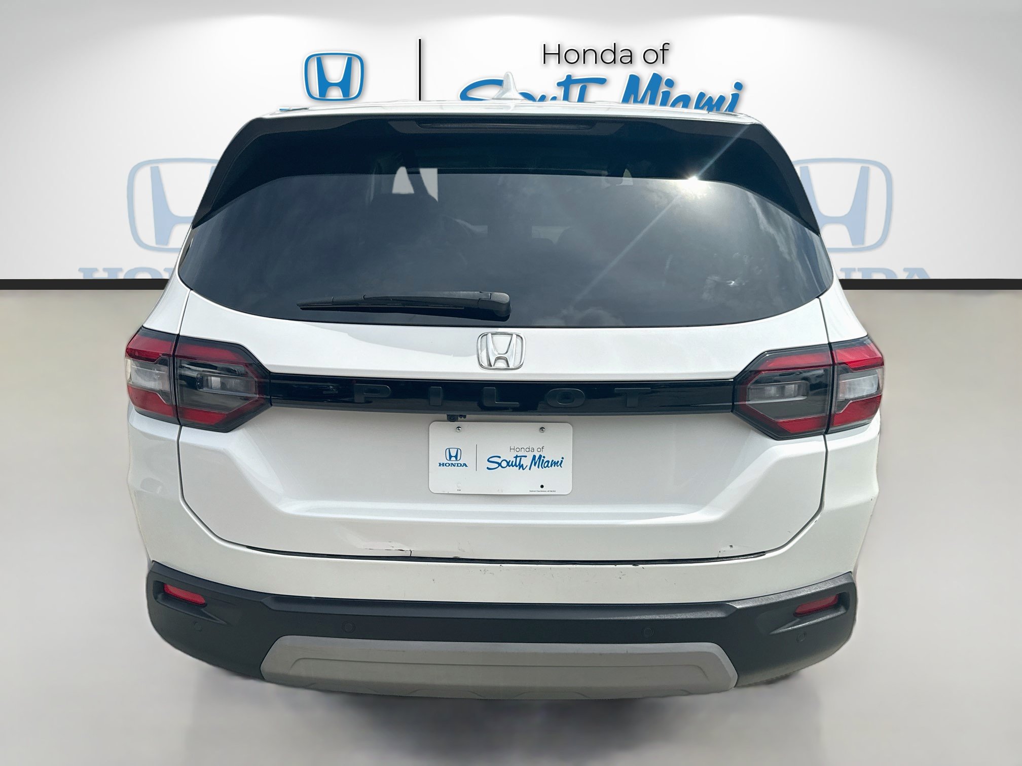 Certified 2025 Honda Pilot EX-L image 6