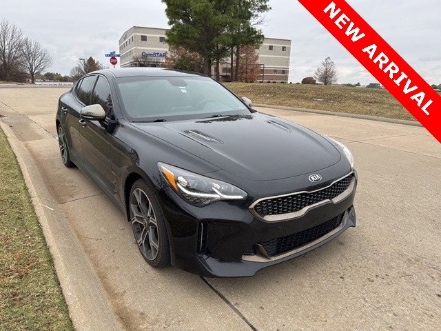 Used 2020 Kia Stinger GT video 1