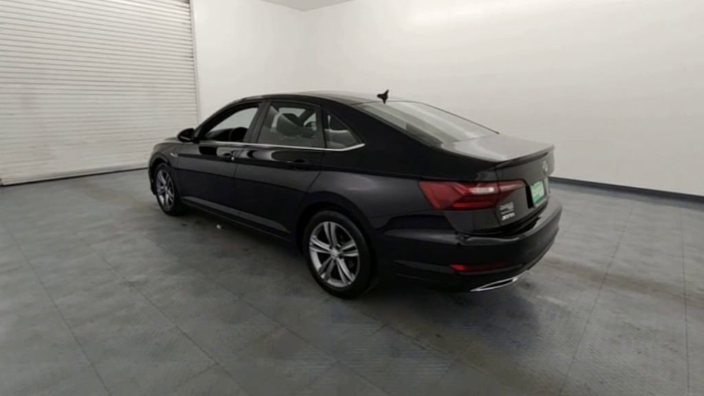 Used 2021 Volkswagen Jetta R-Line image 6