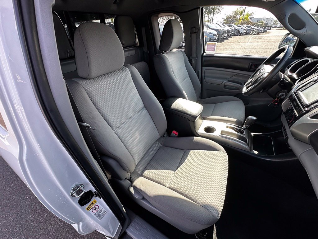 Used 2015 Toyota Tacoma 2WD Access Cab w/ SR5 Package image 16