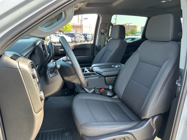 Used 2024 Chevrolet Silverado 1500 Custom w/ LPO, Dark Essentials Package AWD/4WD image 9