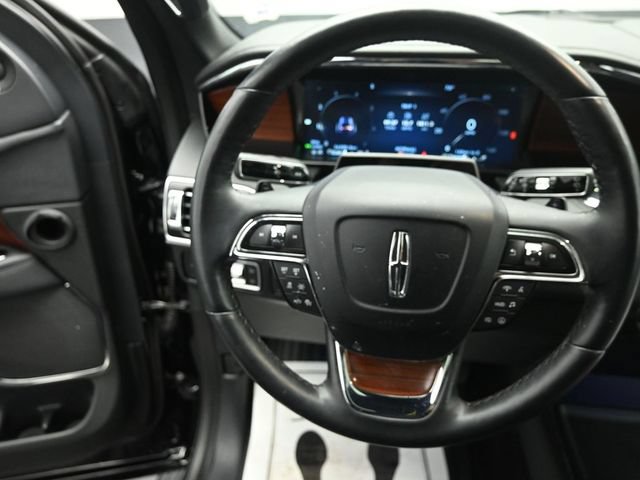Certified 2023 Lincoln Navigator Reserve AWD/4WD image 15