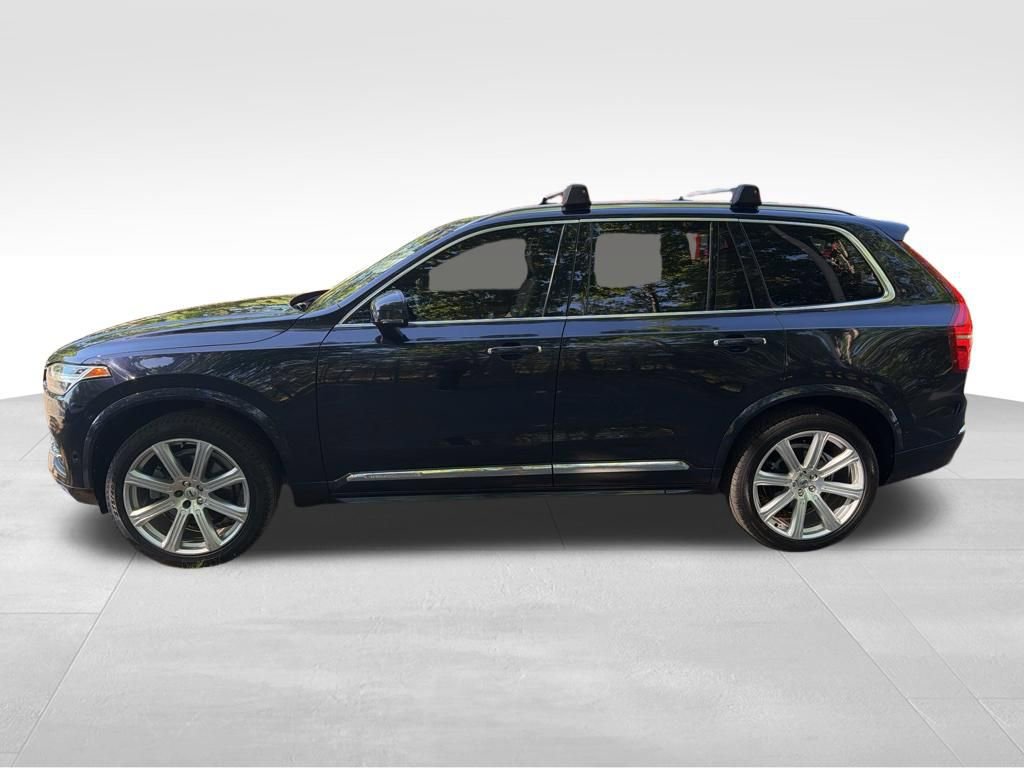 Used 2017 Volvo XC90 T6 Inscription w/ Vision Package image 2