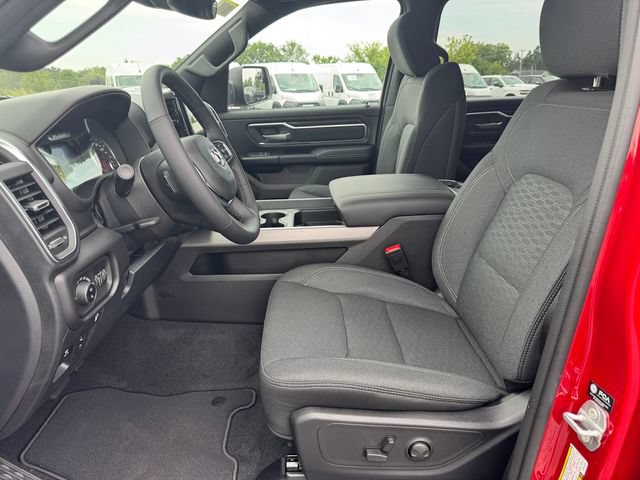 New 2027 RAM 1500 4x4 Crew Cab image 21