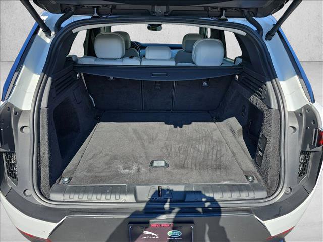Used 2023 Land Rover Range Rover Sport SE image 12