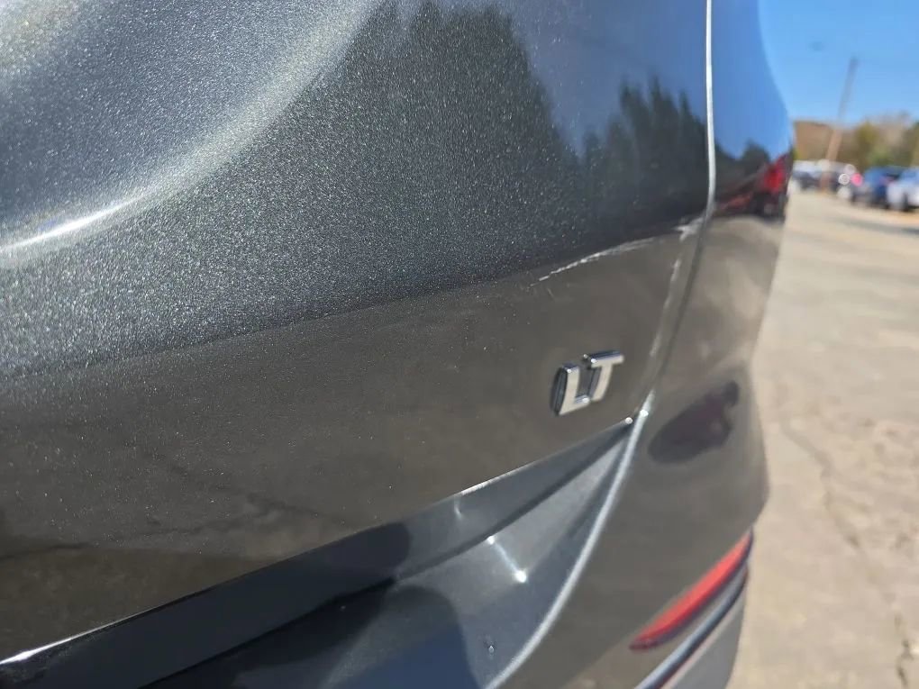 Used 2019 Chevrolet Equinox LT image 11