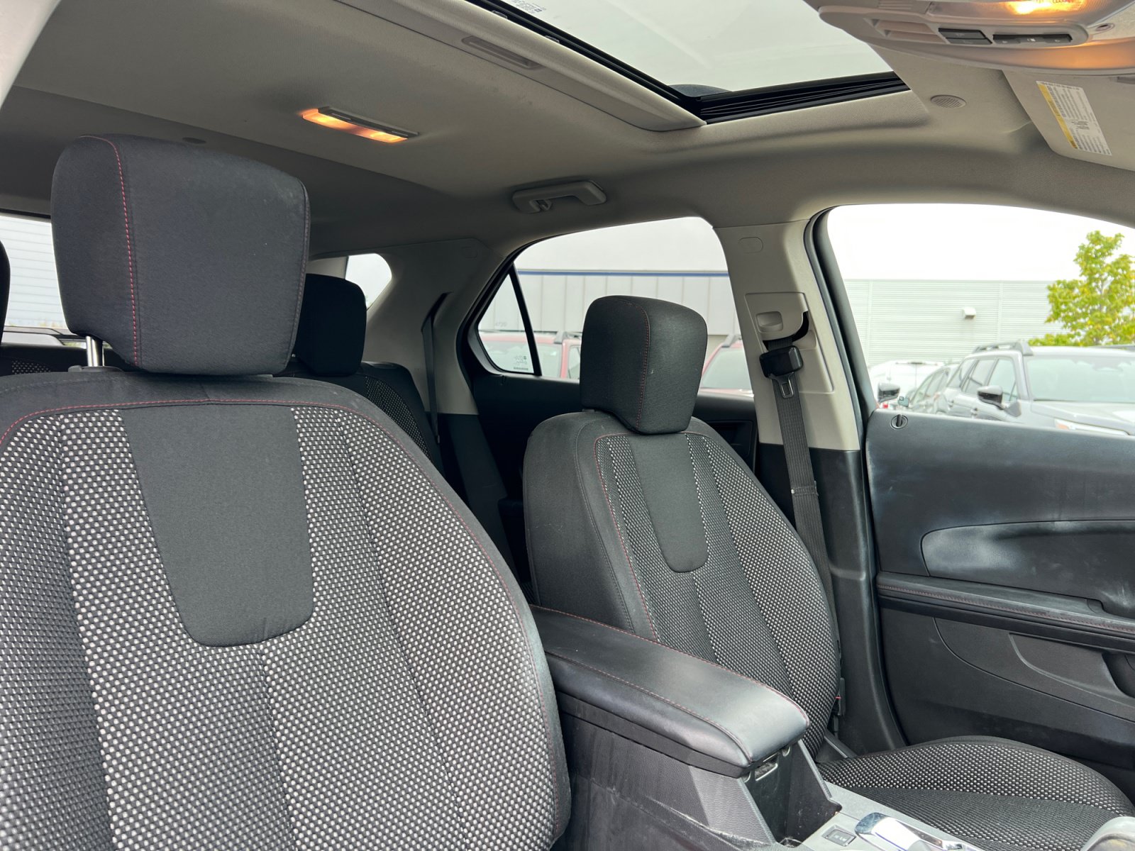 Used 2014 Chevrolet Equinox LT AWD/4WD image 19