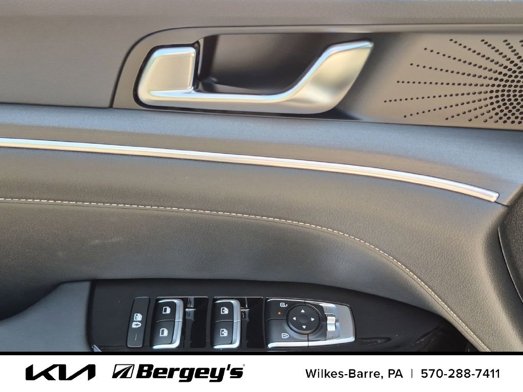New 2026 Kia K5 GT-Line w/ GT-Line Premium Package FWD image 22