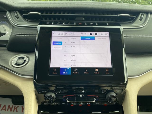 Used 2022 Jeep Grand Cherokee L Limited image 22