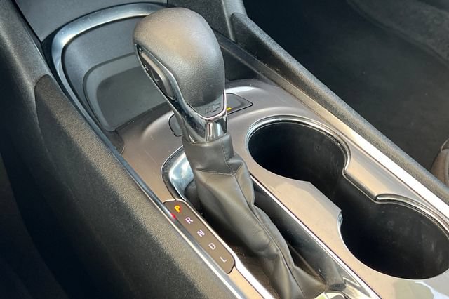 Used 2025 Chevrolet Malibu LT FWD image 27