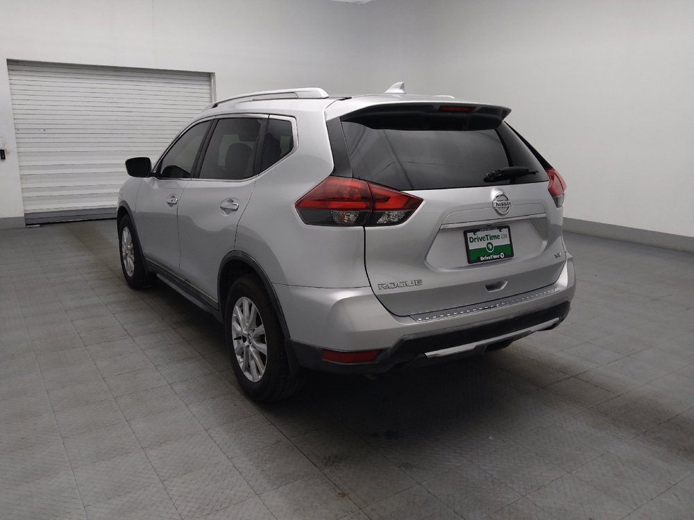 Used 2018 Nissan Rogue SV FWD image 5
