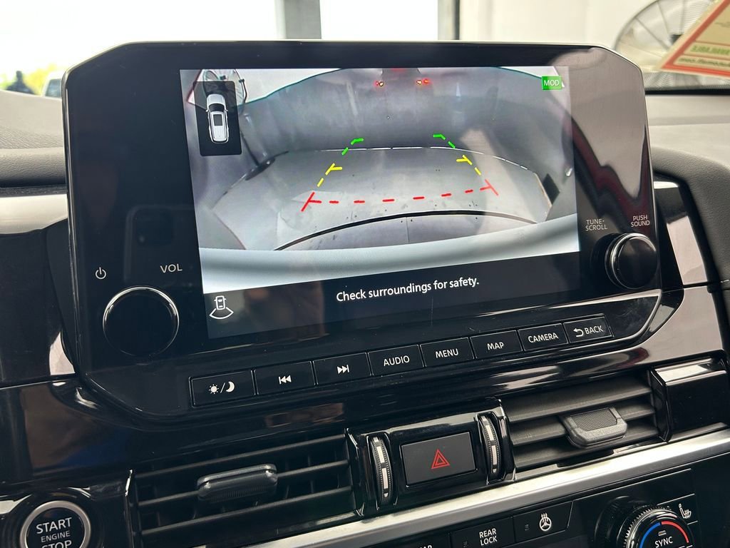 Used 2024 Nissan Pathfinder SL w/ SL Premium Package image 20