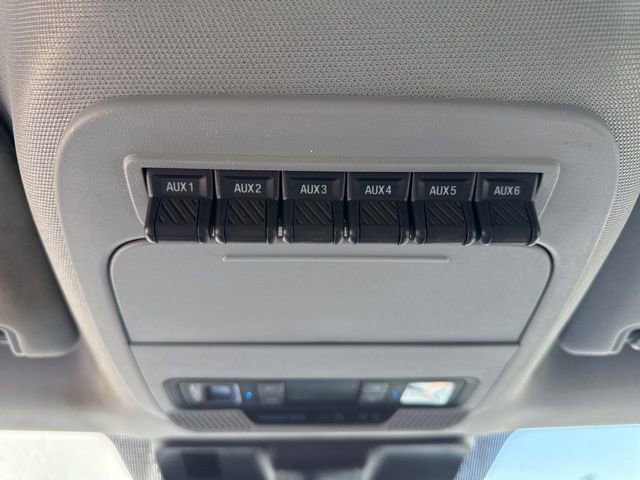 Used 2024 Ford F550 4x4 Regular Cab Super Duty image 16