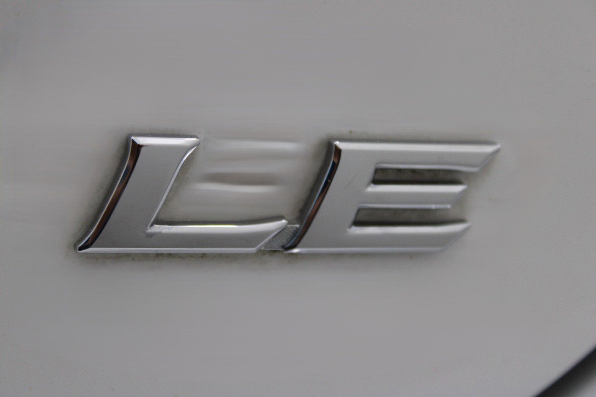Used 2021 Toyota Camry LE FWD image 29