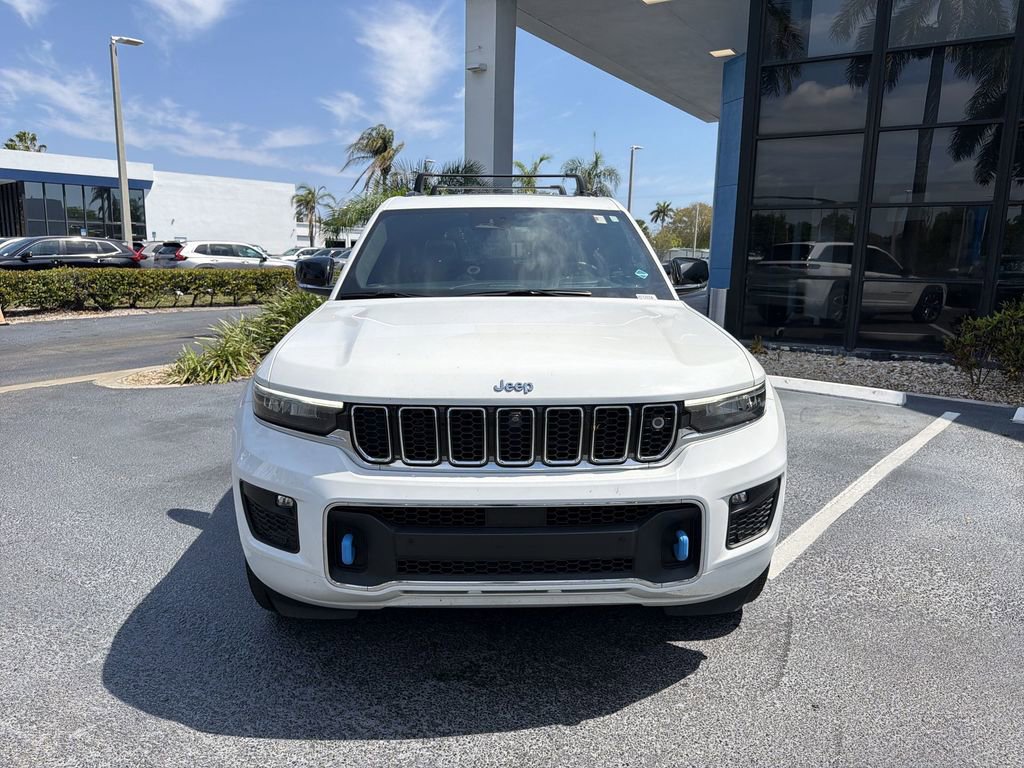 Used 2022 Jeep Grand Cherokee Overland w/ Advanced Protech Group III image 3