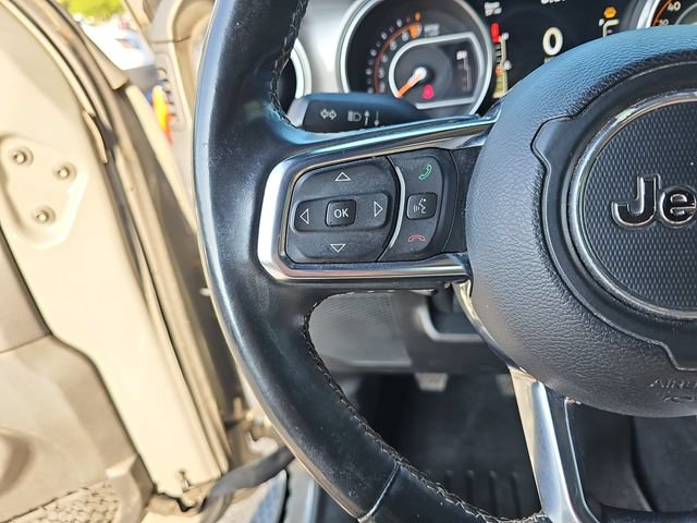 Used 2018 Jeep Wrangler Unlimited Sahara AWD/4WD image 17