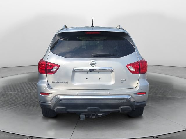 Used 2017 Nissan Pathfinder SL AWD/4WD image 4