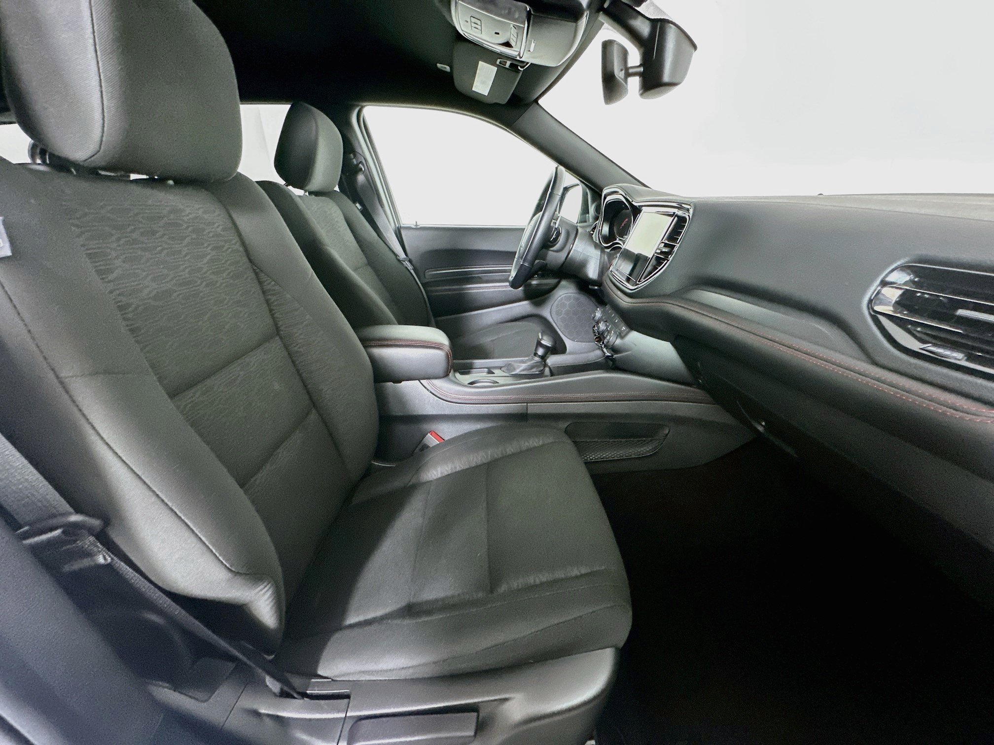 Used 2025 Dodge Durango GT RWD image 31