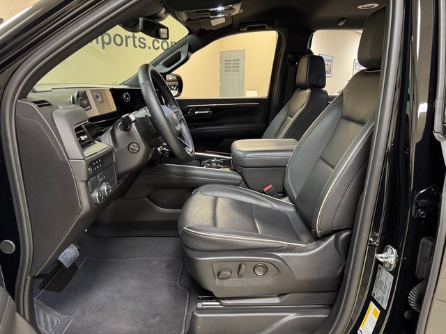 Used 2025 Chevrolet Tahoe Premier RWD image 8