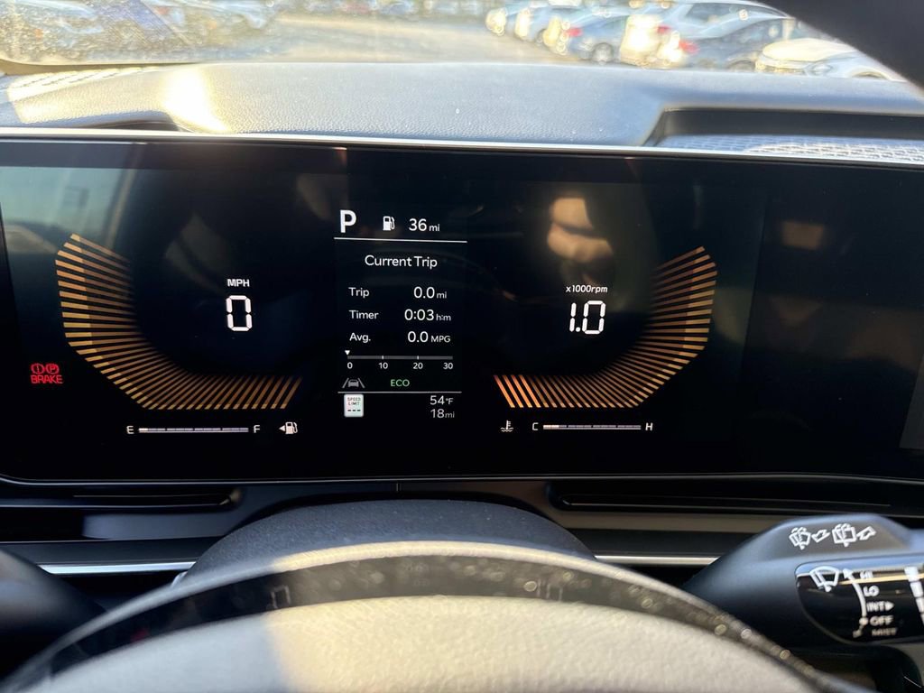 New 2026 Kia Carnival LX image 12