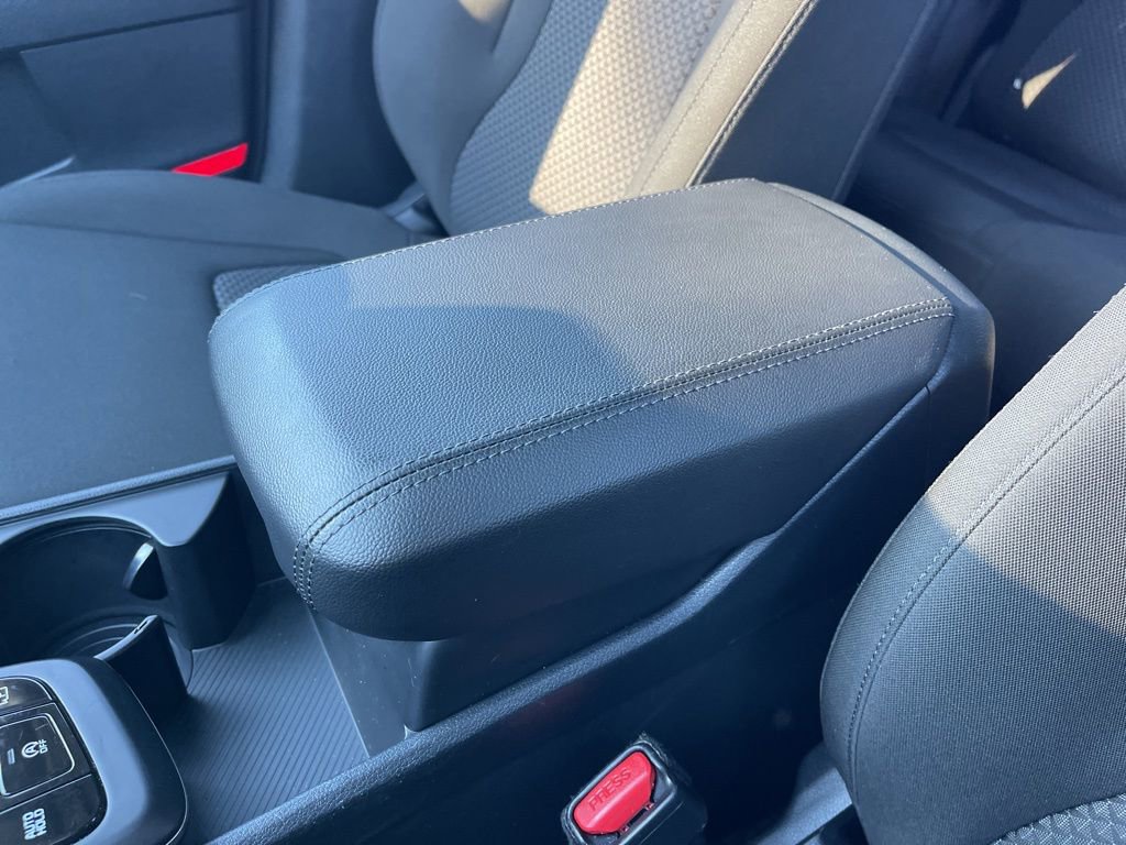 Used 2024 Kia Sportage LX image 14