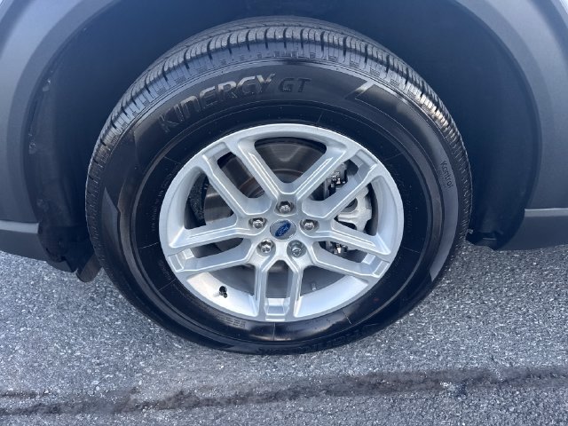 Used 2026 Ford Explorer Active AWD/4WD image 28