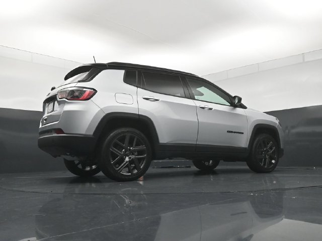 New 2026 Jeep Compass Limited AWD/4WD image 24