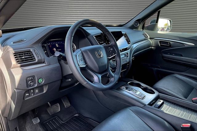 Used 2023 Honda Passport EX-L image 17