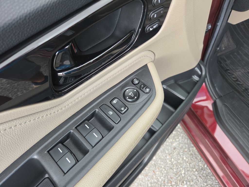 Used 2020 Honda Odyssey Elite image 18