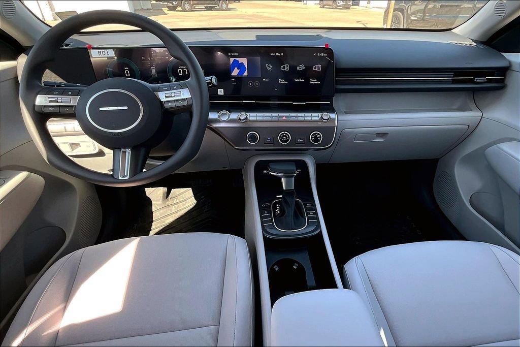 Certified 2025 Hyundai Kona SE AWD/4WD image 9