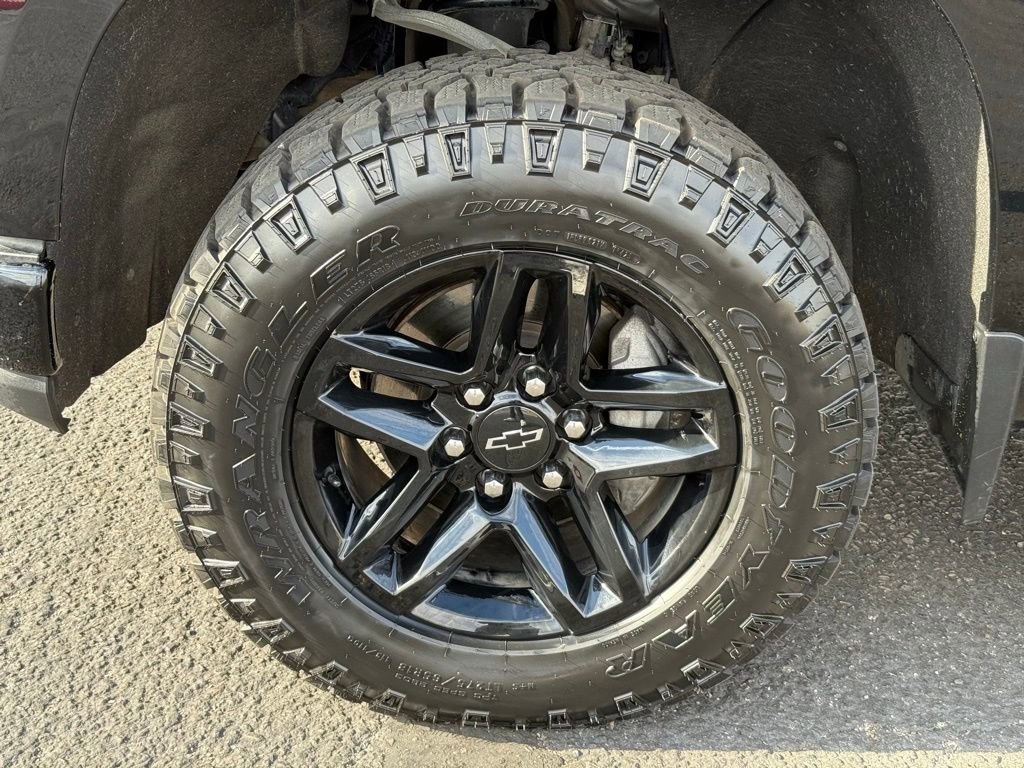 Used 2020 Chevrolet Silverado 1500 LT Trail Boss image 10