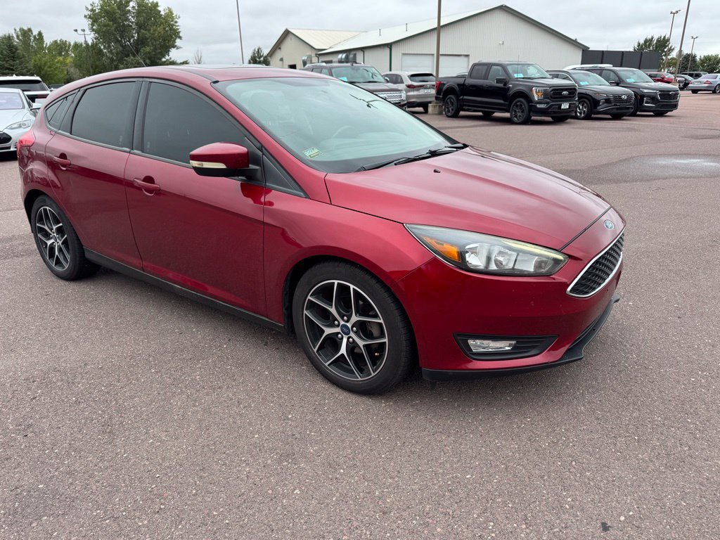 Used 2017 Ford Focus SEL w/ Cold Weather Package FWD image 7