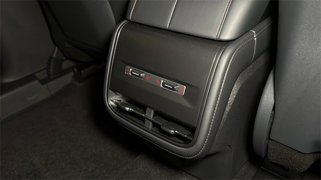 New 2026 Lincoln Nautilus Reserve image 12