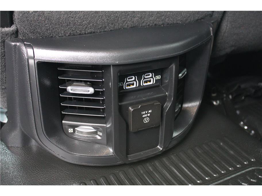 Used 2024 RAM 5500 Laramie image 36