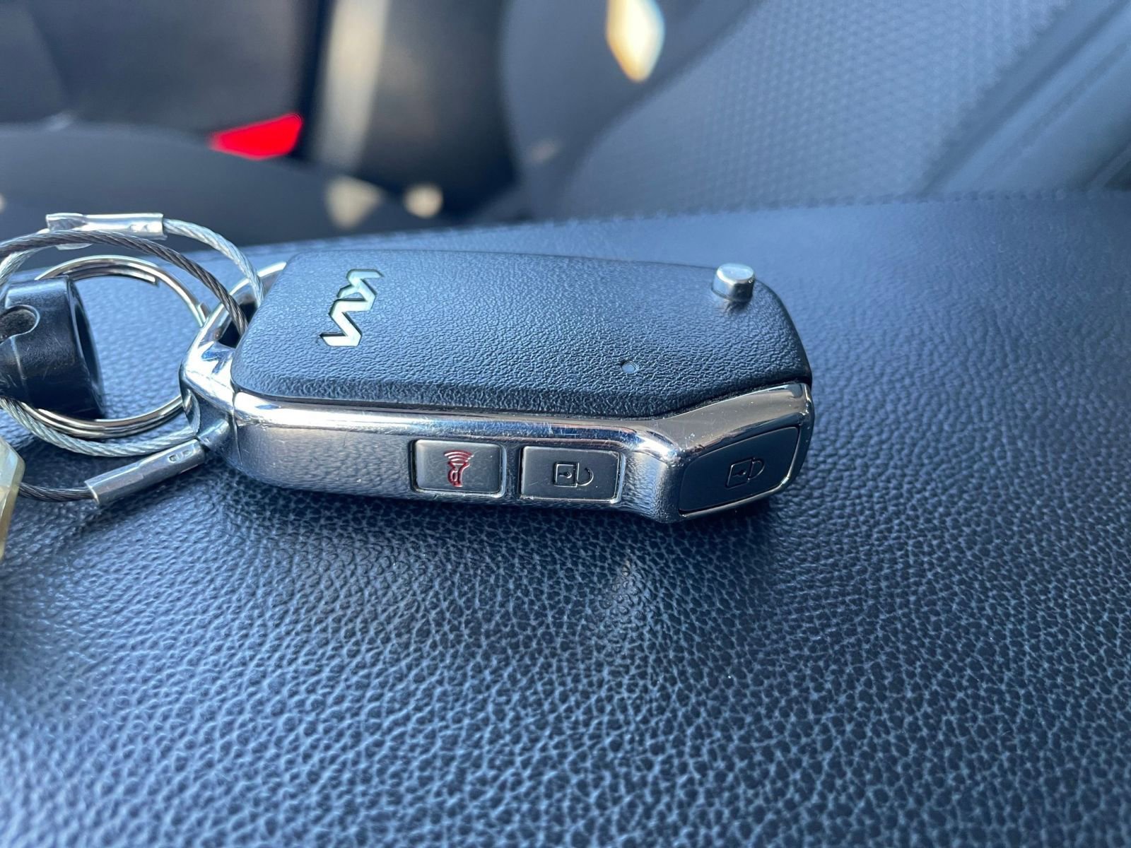 Used 2025 Kia Sportage LX image 21