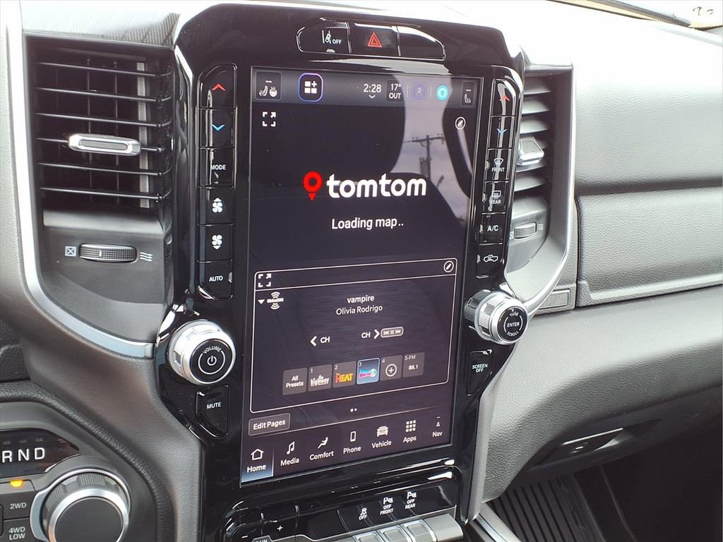 New 2026 RAM 1500 4x4 Crew Cab image 13