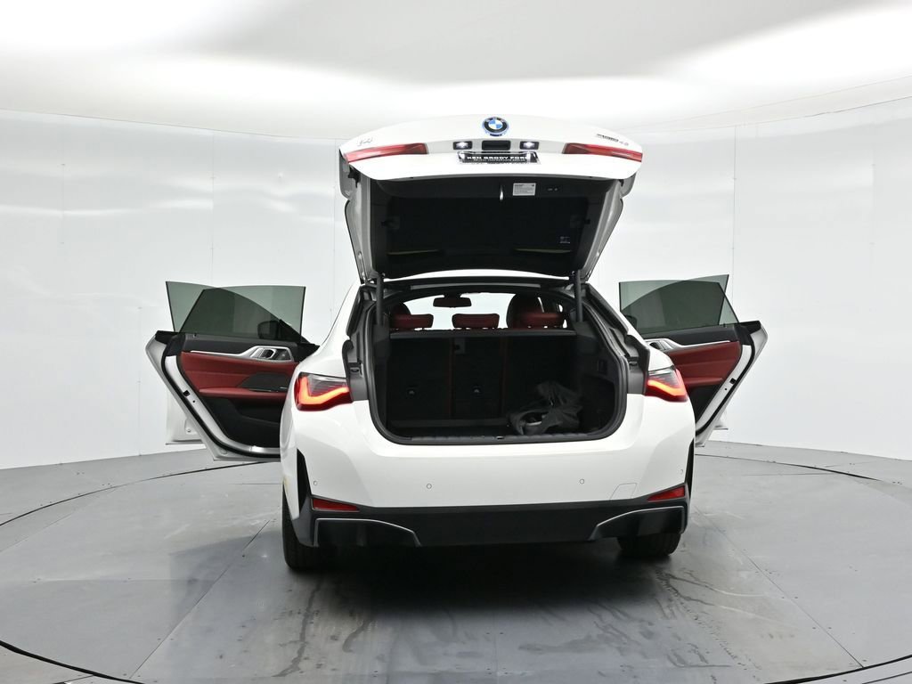 Used 2022 BMW i4 eDrive40 w/ Premium Package image 31